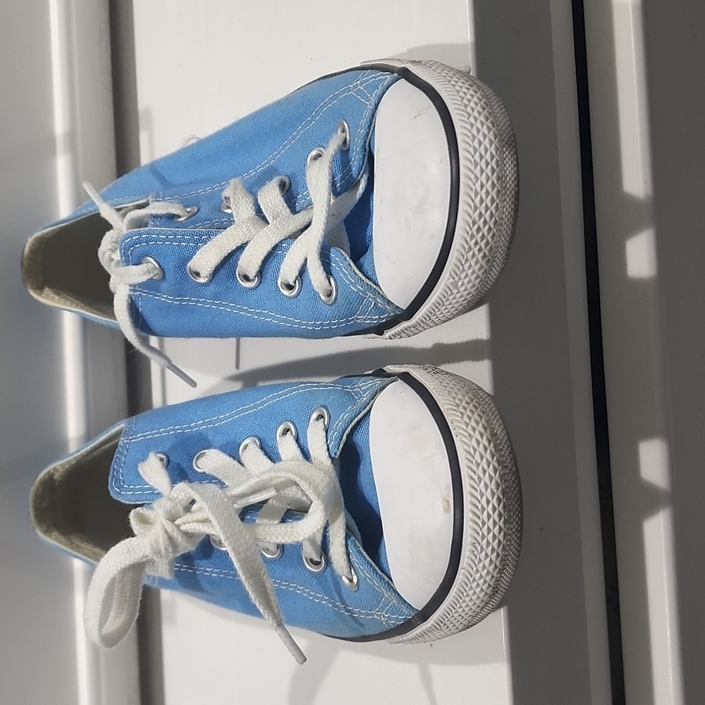 Baby blue converse - Picture 5 of 5